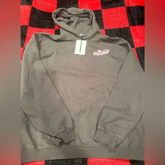 NWT Fam Los Angeles The Big Chill hoodie size XL
Pit to pit: 26”
Length:… - Picture 2 of 5